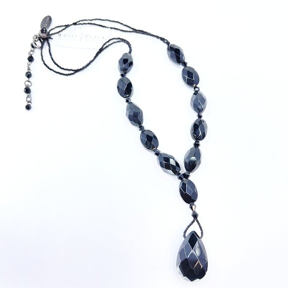 White House Black Market Jewelry - NWT - WHBM - Black Glass Beaded Y Style Teardrop Pendant Chocker Necklace
